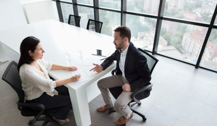 Tips For Managing a Multi-Generational Workforce HR Software