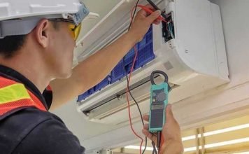 Signs You Need to Hire an Electrician Hire an Electrician