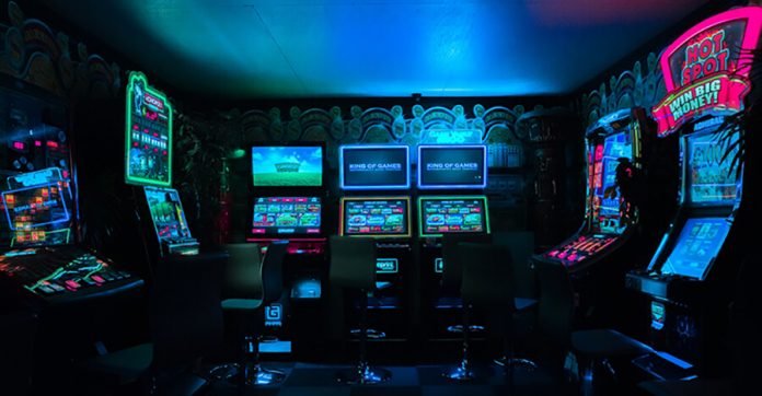 Modern Tech Go's Retro