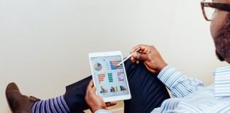 Technology & Finance: A Smart Way of Money-Management technology and finance