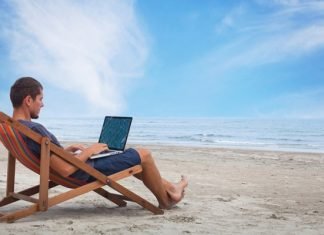 Things You Should Never Do While on Holiday working on vacation