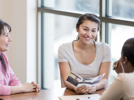 Things to Consider Before Hiring a Financial Consultant financial-advisor-near-me