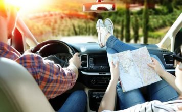 2 Benefits of Luxury Car Rentals rent-a-car