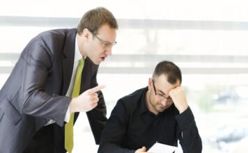 How To Treat Your Employees For Better Productivity? employee treatment
