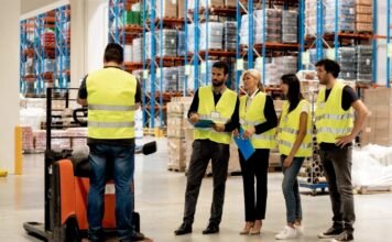 HOW OFTEN DO FORKLIFT TRAINERS NEED TO BE RE-CERTIFIED forklift-training